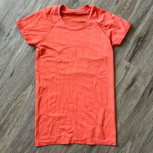 Lululemon Swiftly Tech short sleeve shirt size 6